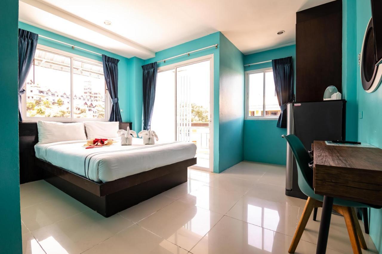 Patong Blue Hotel Bagian luar foto