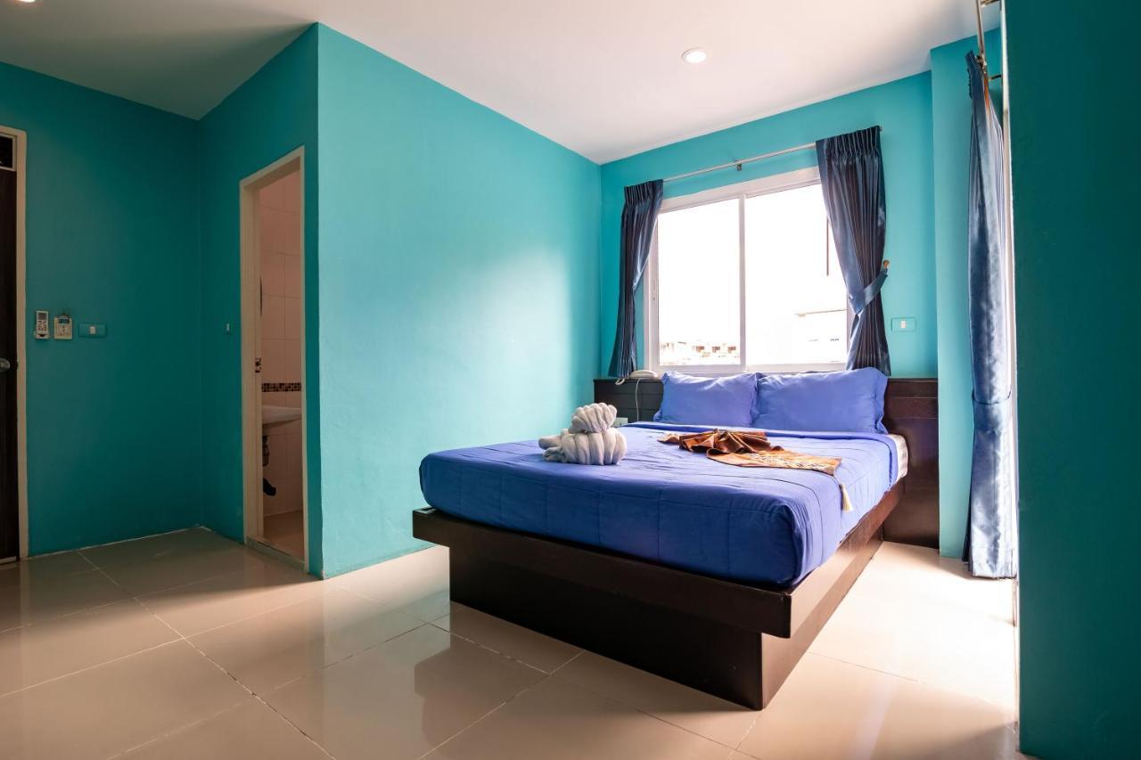 Patong Blue Hotel Bagian luar foto